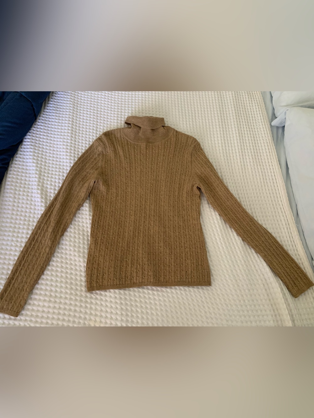 Brooks Brothers Camel Cable Turtleneck Sweater Size Medium
